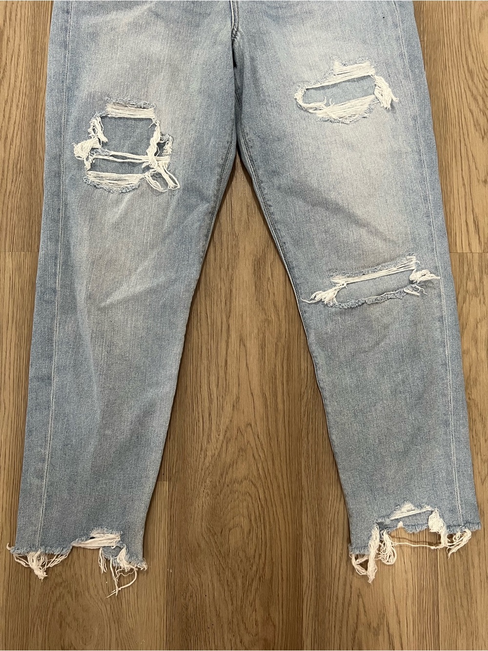 American Eagle Curvy Mom Jeans Distressed Patched Raw Hem Size 8 - Picture 3 of 15